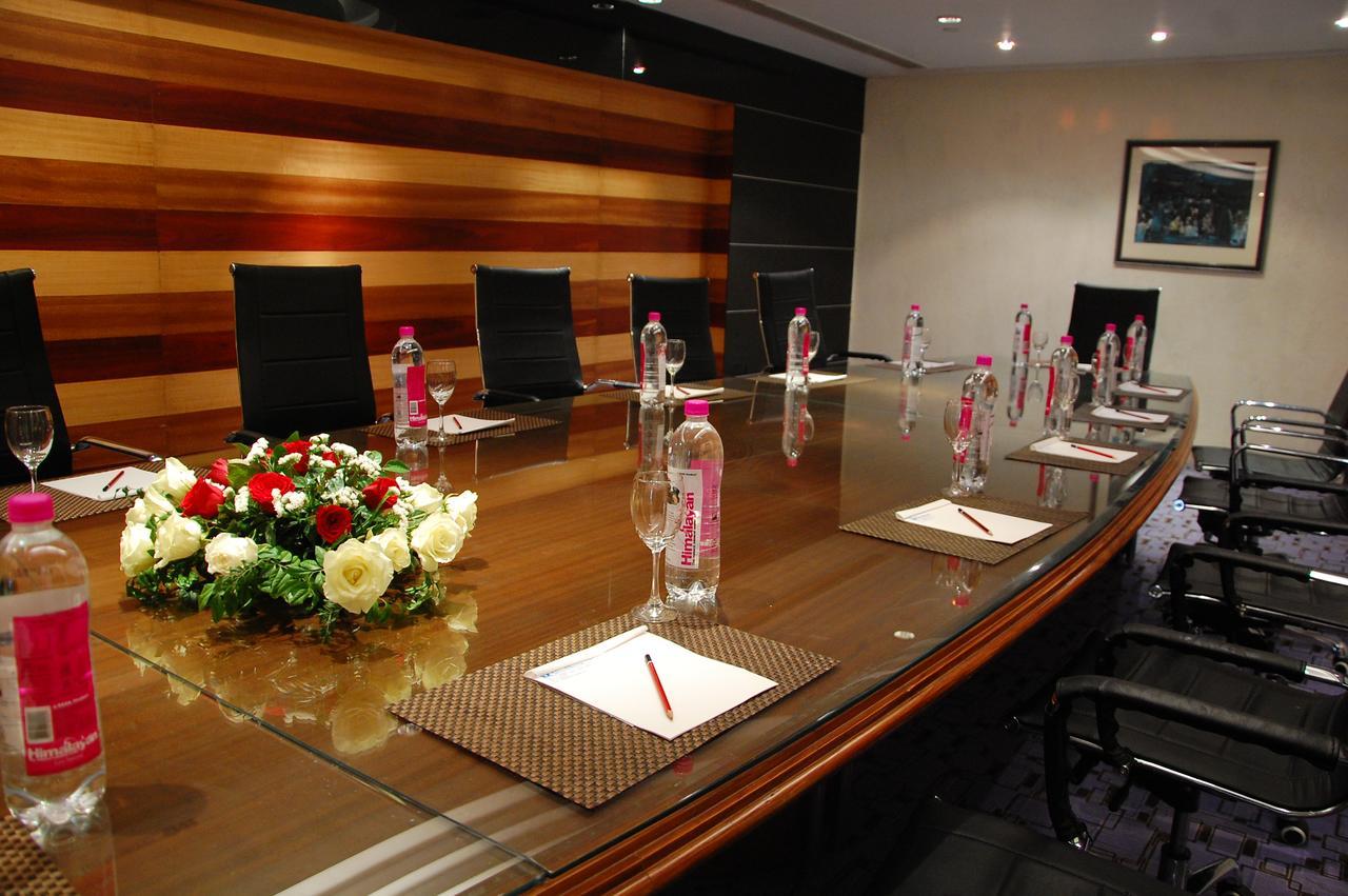 Chandīgarh Hotel Shivalikview מראה חיצוני תמונה